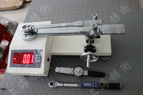  Ť�ع���У��(zh��n)�x�DƬ