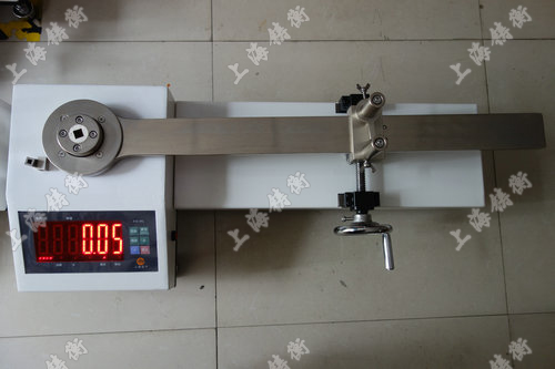 檢定脫跳式扭力扳手儀器