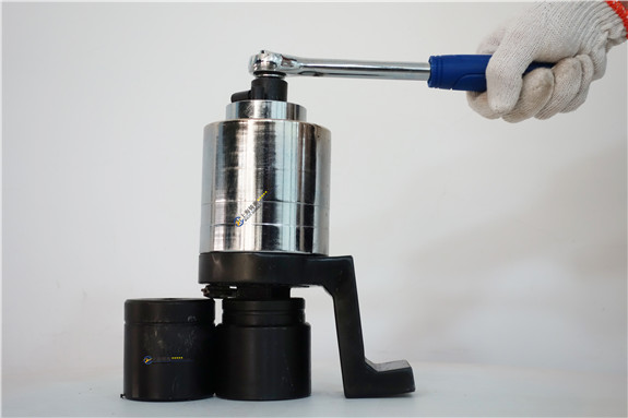 發(fā)電廠壓力容器緊固3500N.m手動扭力扳手扭力增大器