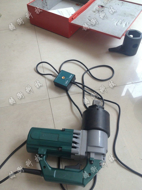 扭剪型電動(dòng)扳手圖片