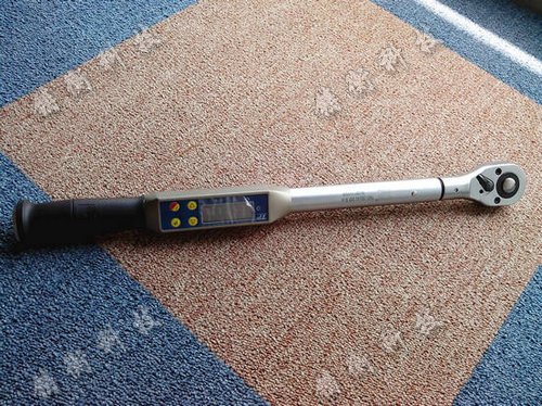 數(shù)顯扭矩扳手