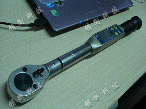 數(shù)顯扭力扳手