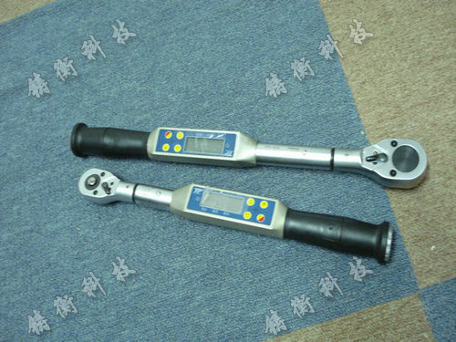 數(shù)顯扭力扳手