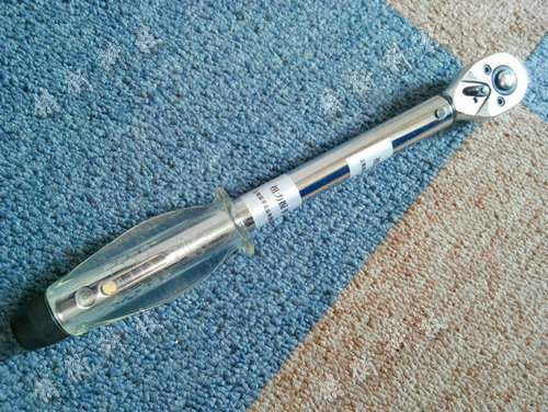 預(yù)置式扭力扳手圖片